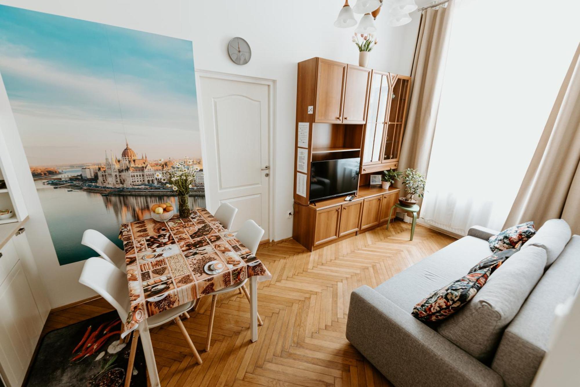 Margaret & Violet - Stylish Downtown Apartments In Boedapest Buitenkant foto